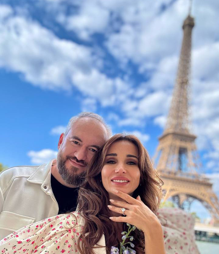 Избранником телеведущей стал актёр кино, телеведущий Александр Златопольский. Фото: https://t.me/aachekhova