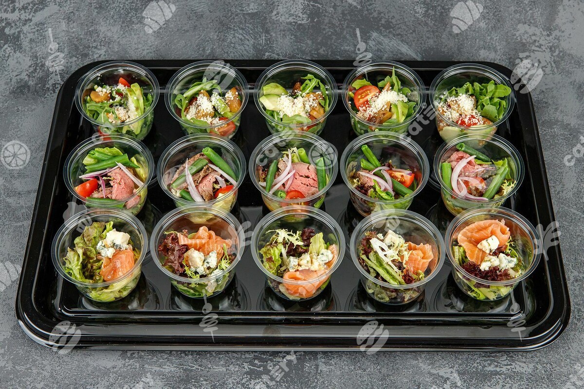 Сет мини-салатов от Everyday Catering за 3 630 ₽
