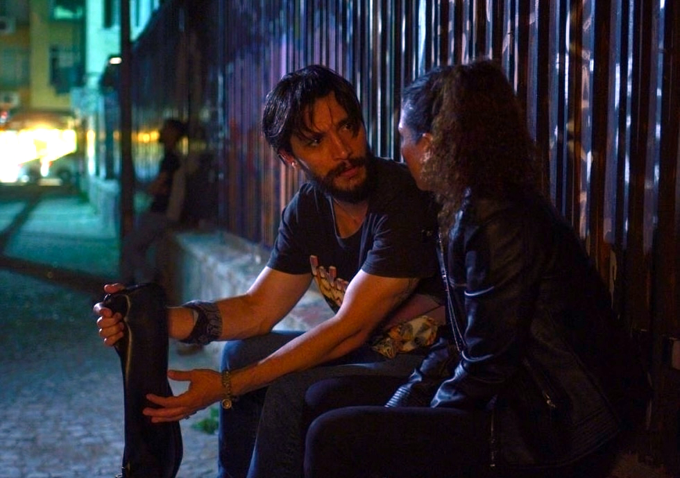 Стоп кадр из трейлера к фильму «Один»