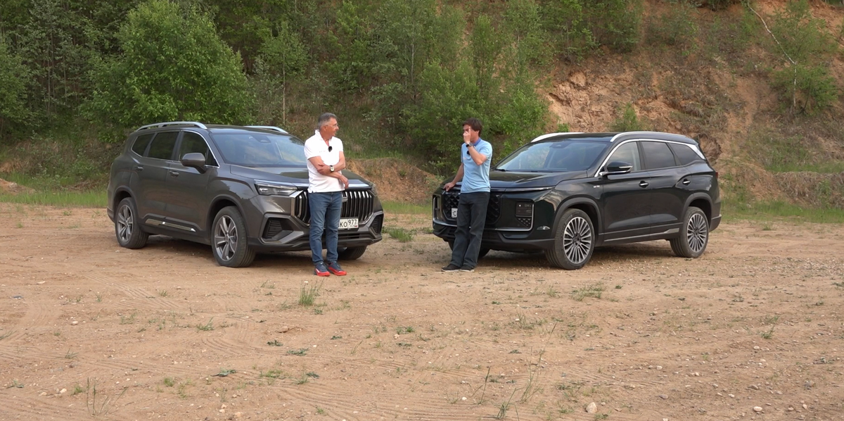 Оба - семиместные и большие: разница в ценеь и полный привод - решают?