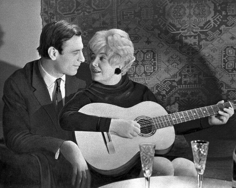 Кадр из фильма "Еще раз про любовь"