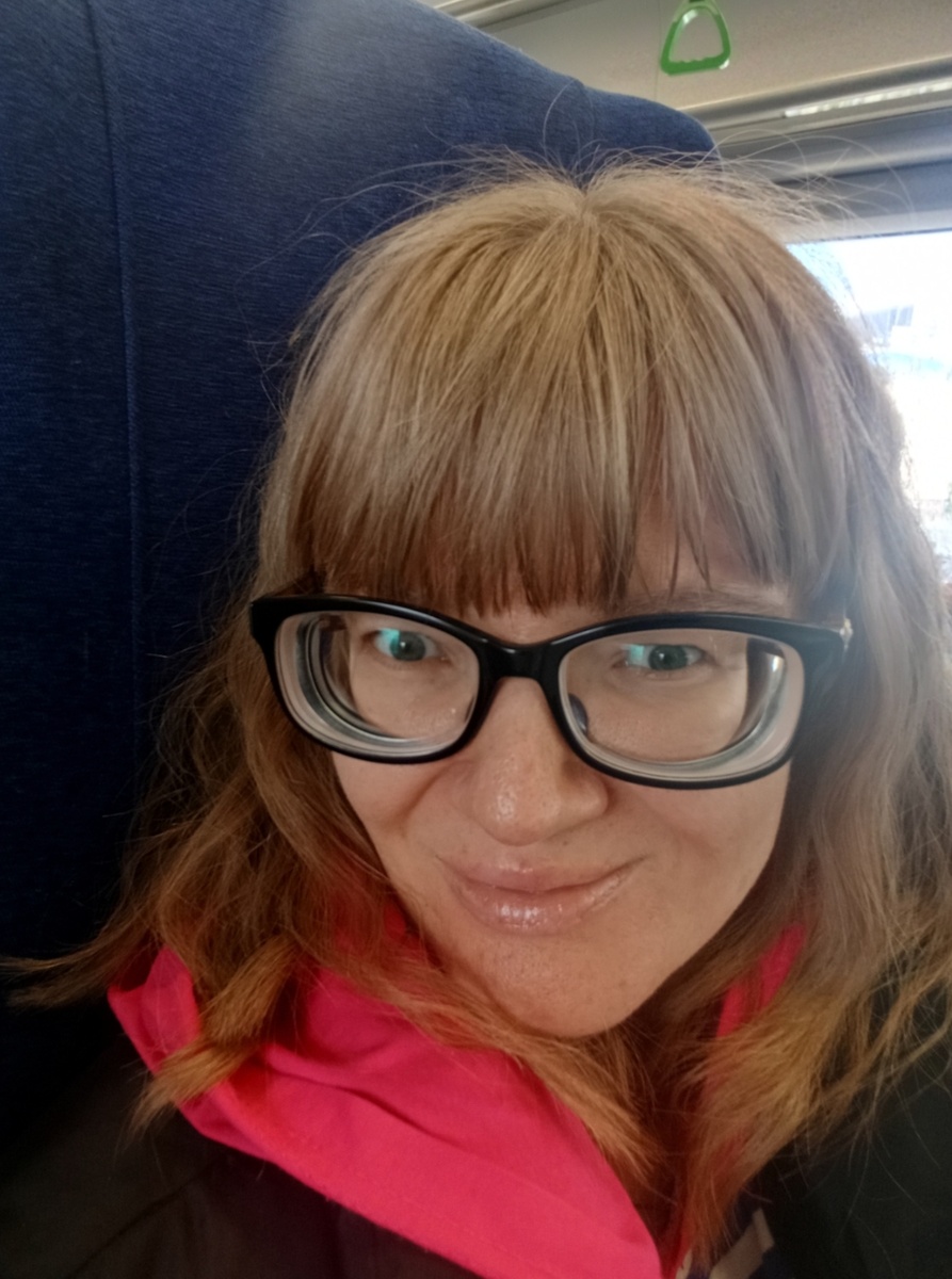 Фото одного из дней, когда мы вместе ездили в колледж перед поступлением. 