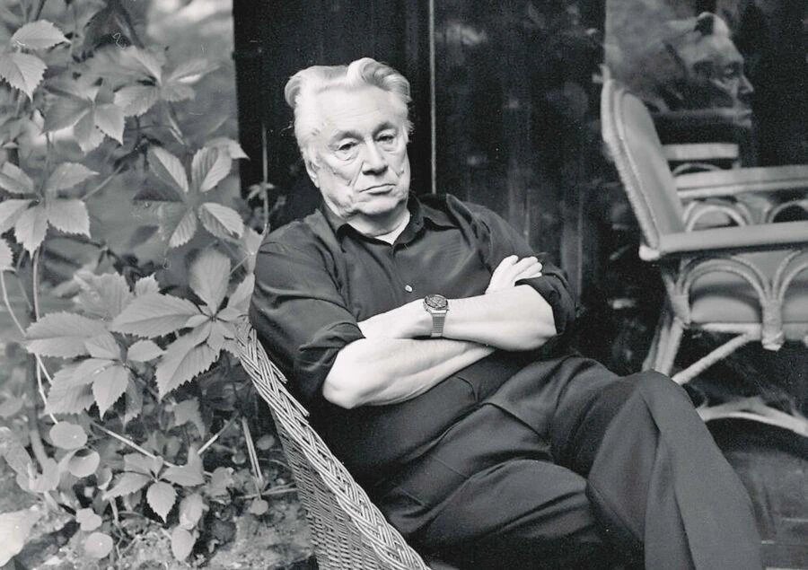 Юрий Маркович Нагибин — советский и российский писатель, журналист и прозаик, сценарист, автор мемуаров.