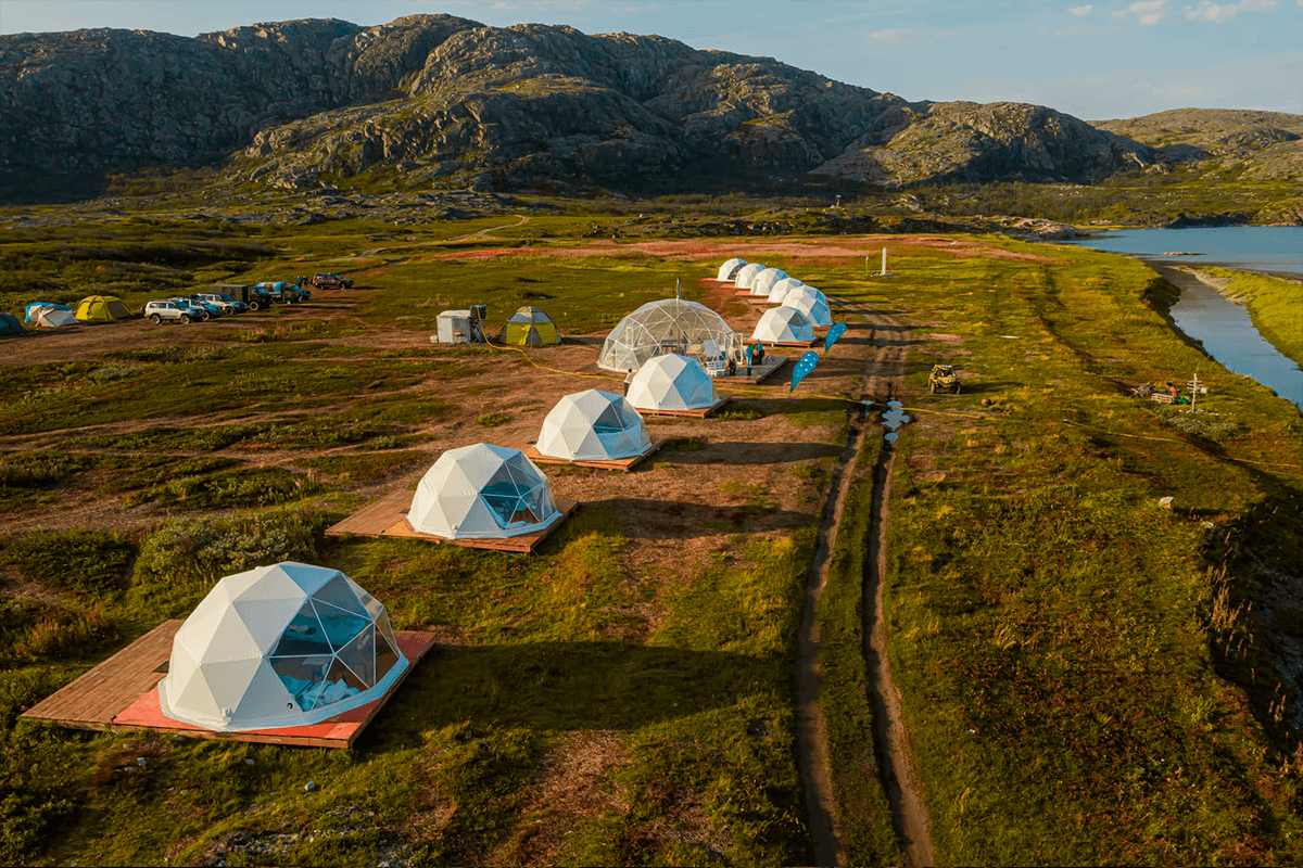 Дорога решает не меньше, чем вид из окна шатра