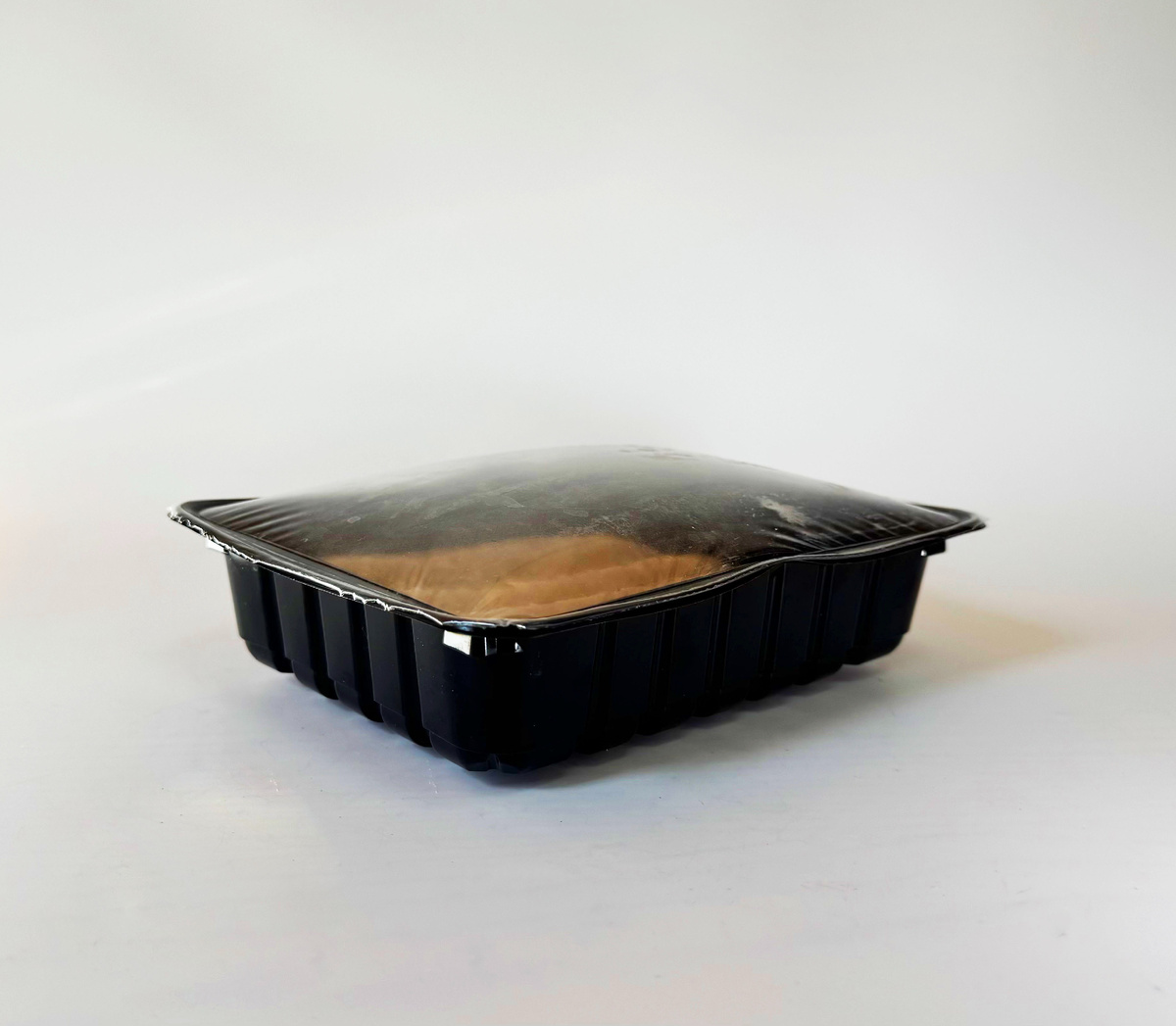 Деформация упаковки мясных изделий