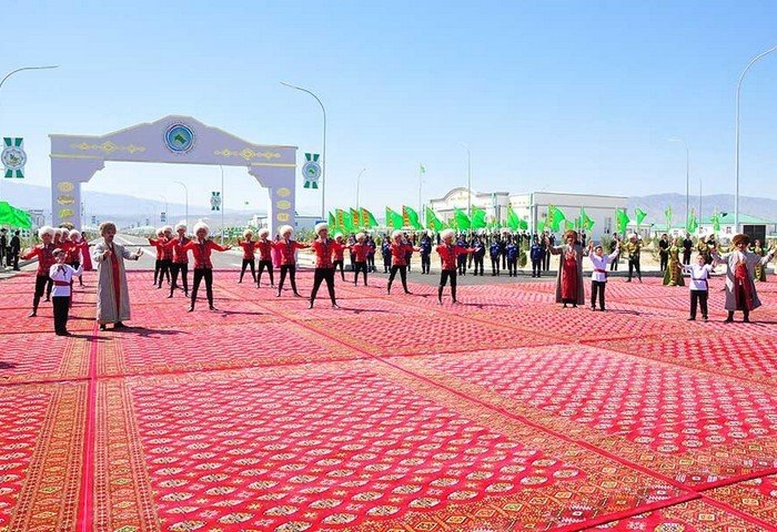 Церемония открытия села в Геоктепинском этрапе Ахалского велаята, 22 сентября, 2023 г. (Фото: TDH)