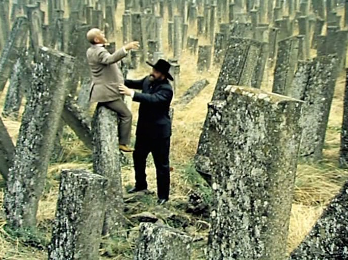 кадр из фильма "ПОХОЖДЕНИЯ ГРАФА НЕВЗОРОВА"