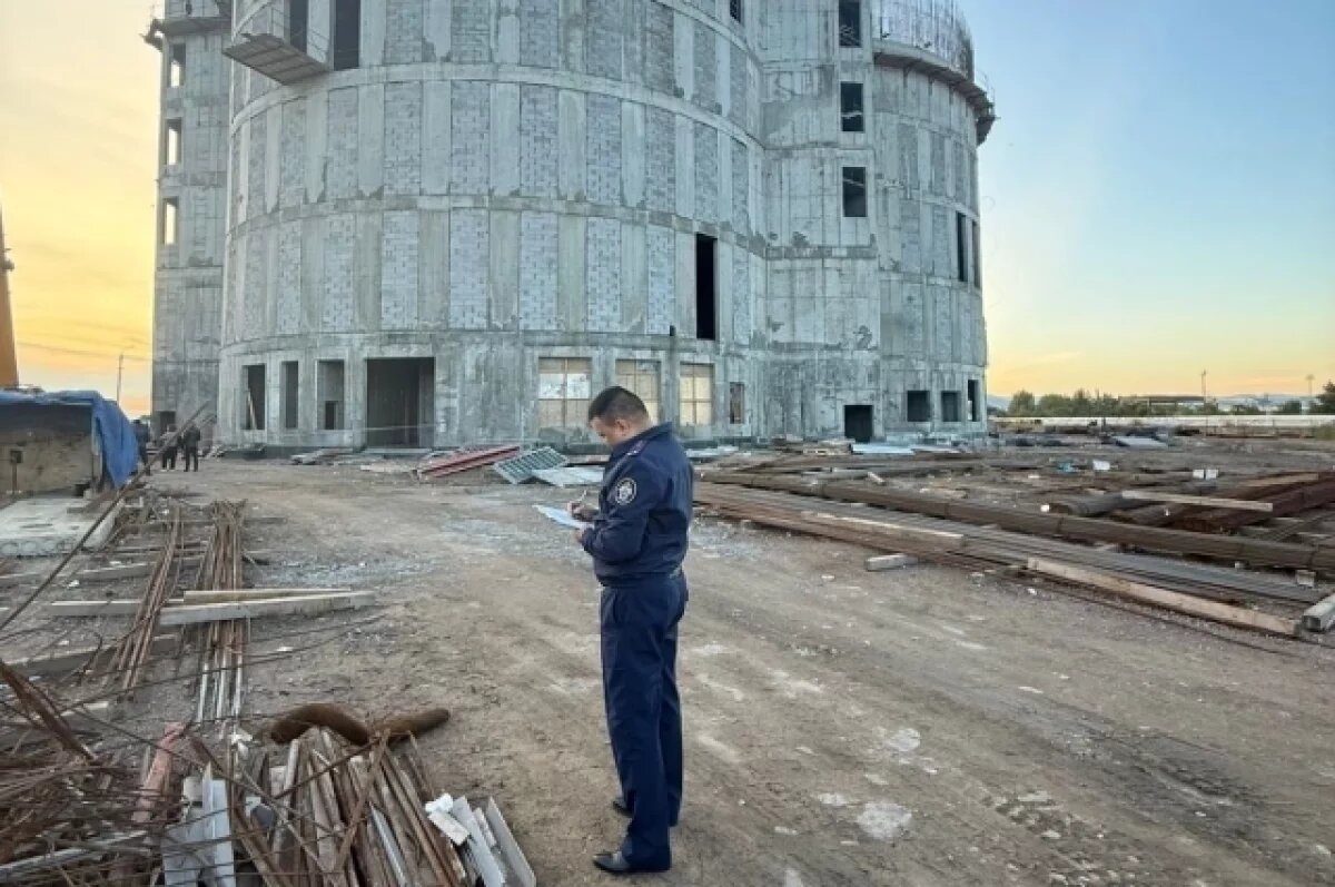    Трое строителей погибли при обрушении строительных лесов в Улан-Удэ