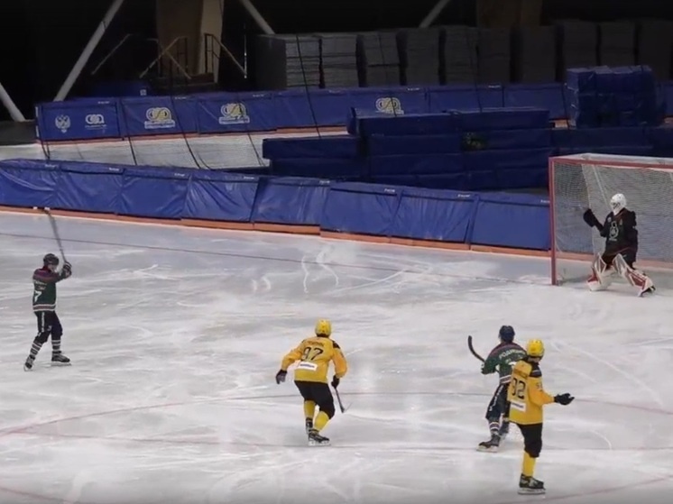     И себе, и людям: хабаровский «СКА-Нефтяник» на Кубке России обыграл «Байкал-Энергию». Фото: скриншот с видеотрансляции