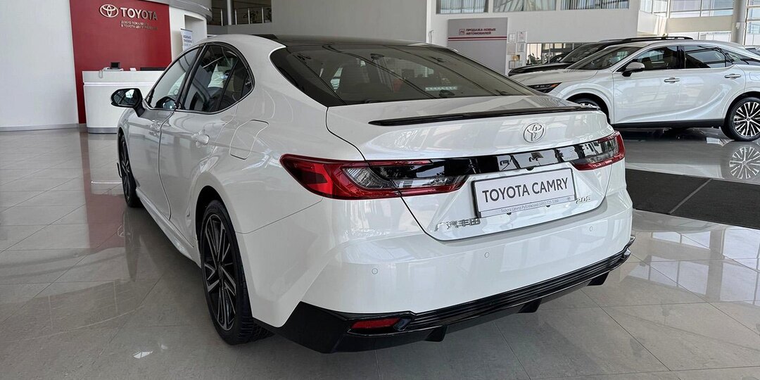 Аналитик назвал причины взрывного спроса на машины Toyota в России