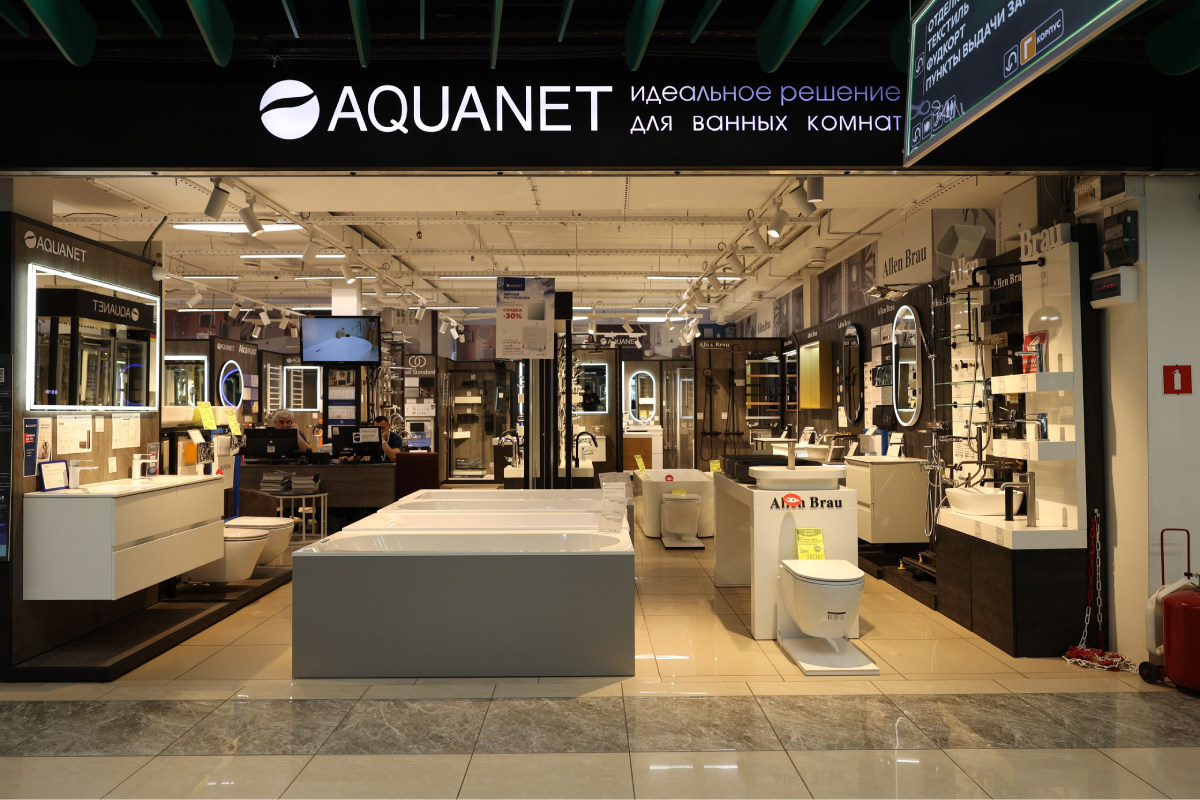 На фото салон Aquanet