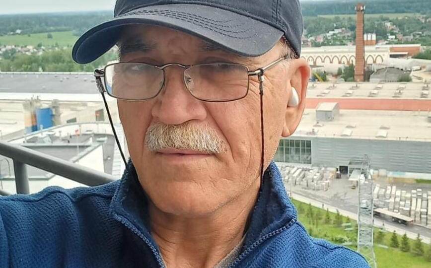 Азиз - мужчина сиделка надёжность