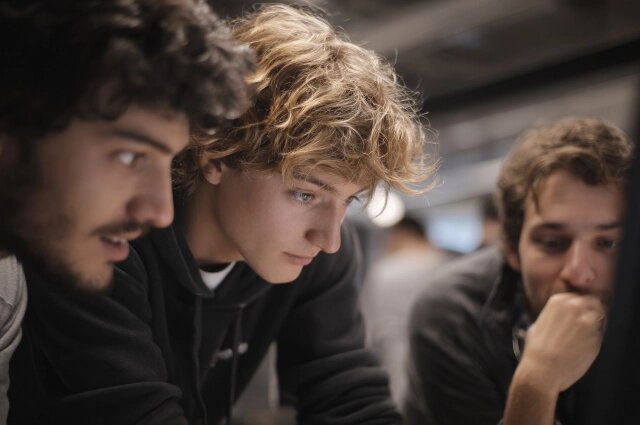     Фото: Изображение создано с помощью AI Гервин