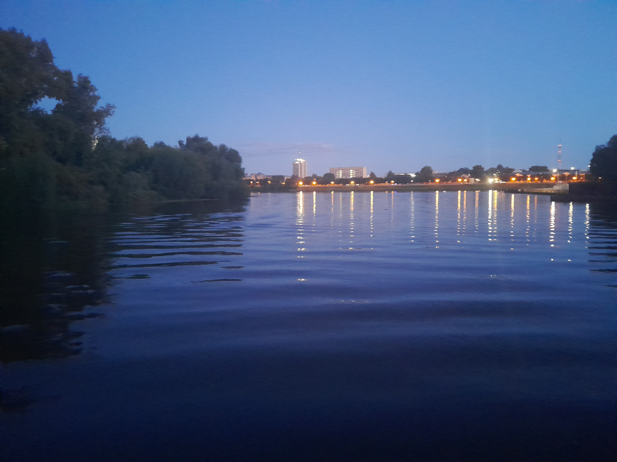 Вечером