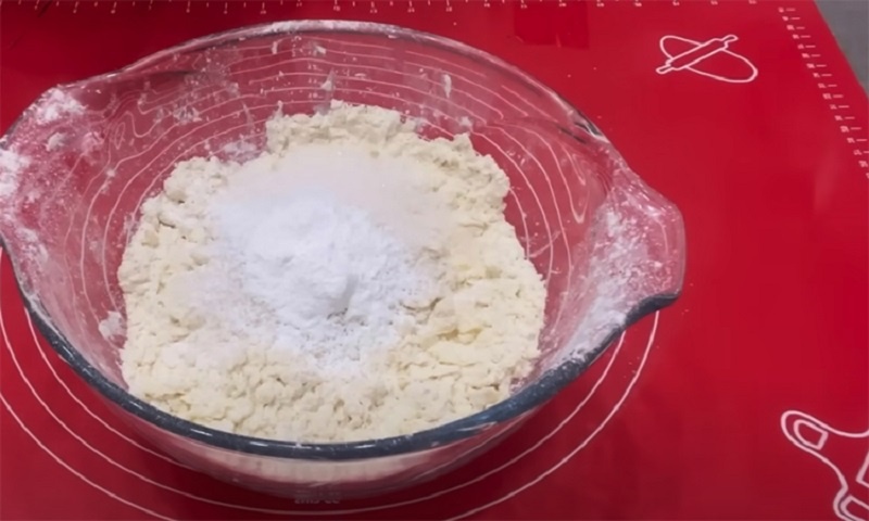 Песочный пирог с творожной начинкой: нежность, которая покоряет с первого кусочка