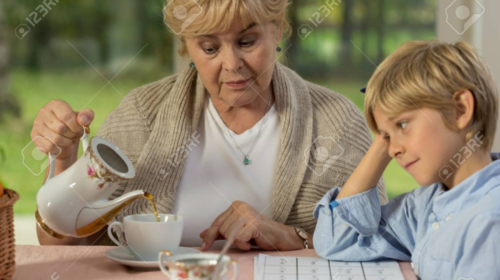    Как бабушка формирует здоровье внуков