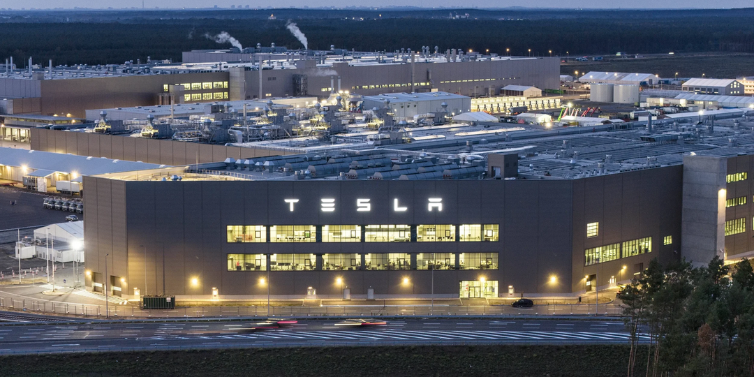 Tesla вернулась к показателям 2017 года
