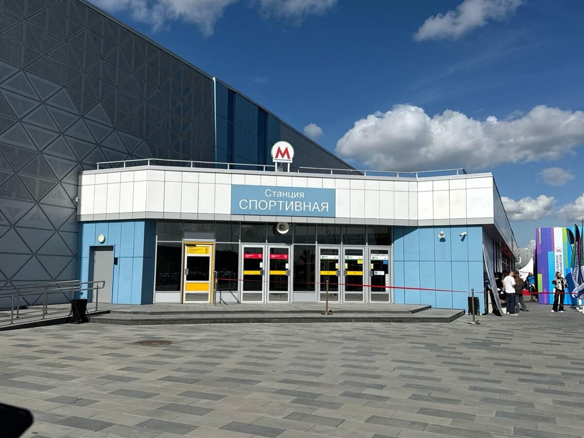    В Новосибирске открыли станцию метро «Спортивная»