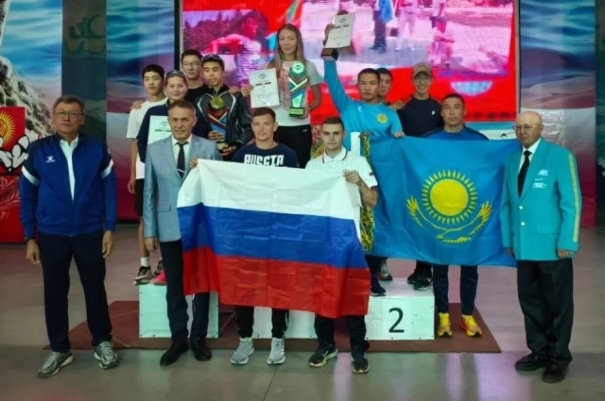    Брянец Максим Подтыкайлов завоевал золото Кубка мира по полиатлону