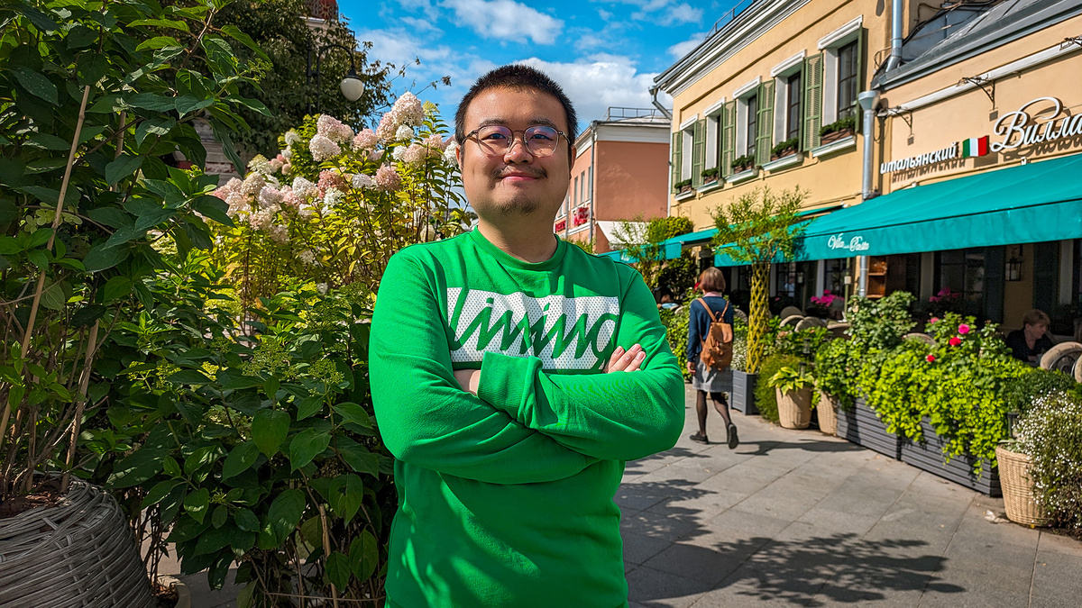 Хуэйбинь просит коллег называть его СергеемПавел Кузьмичев