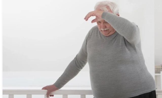 Мужчины с ожирением ощущают нейрогенеративные повреждения мозга на 10 лет раньше 