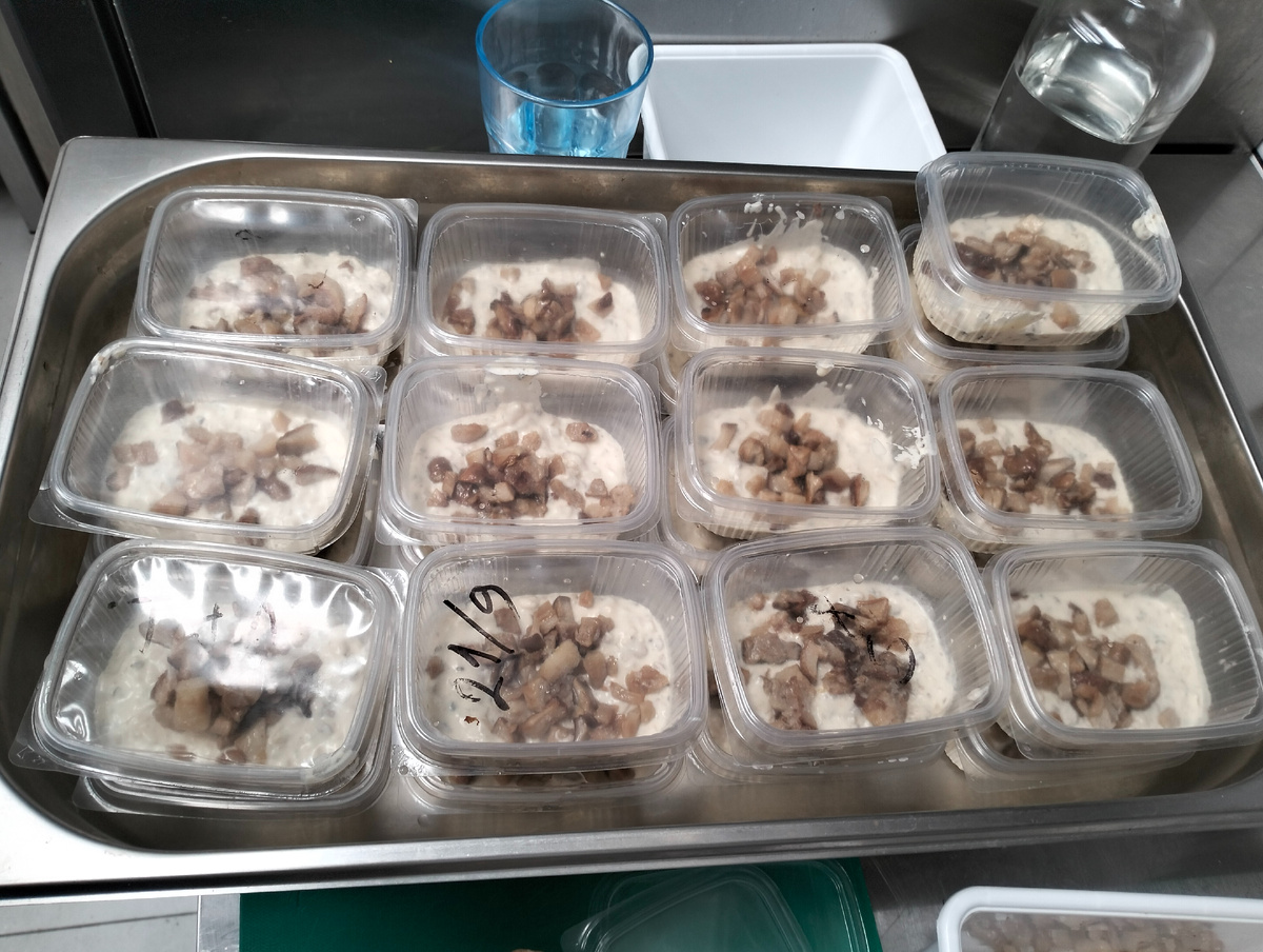 порциооный соус с грибами