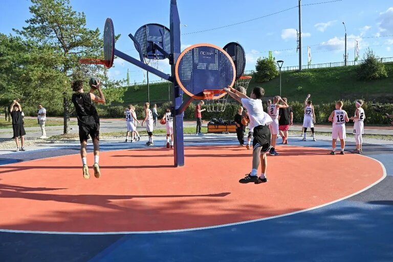 Листайте вправо, чтобы увидеть больше изображений