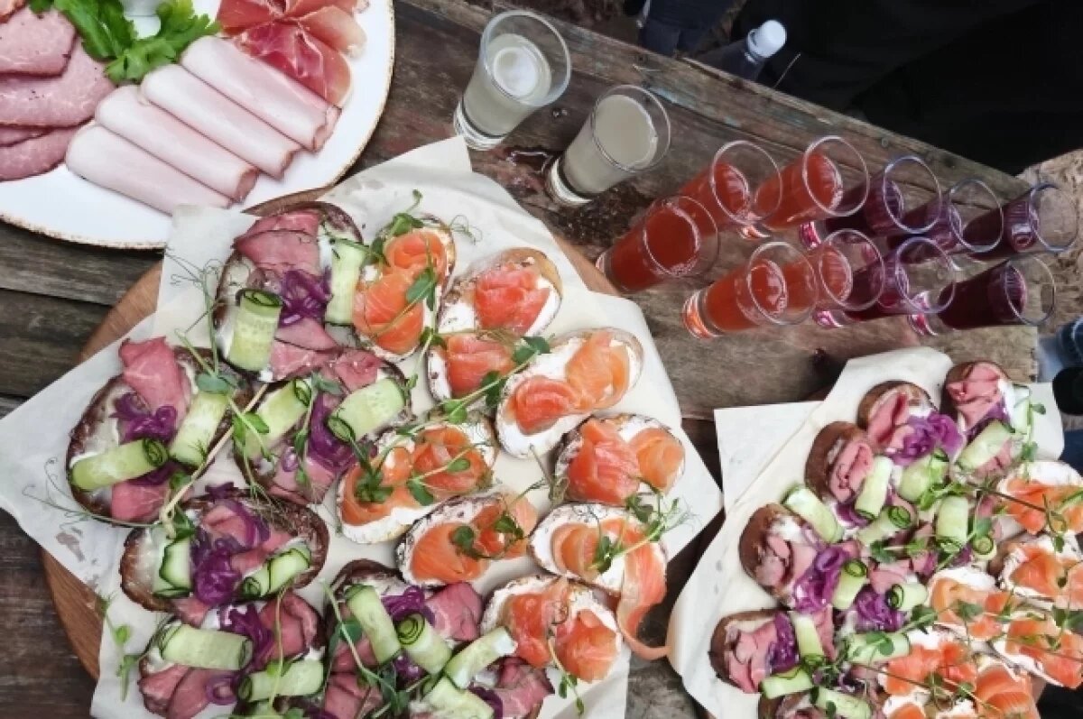    Поляков сказал, кому категорически нельзя употреблять алкогольные настойки