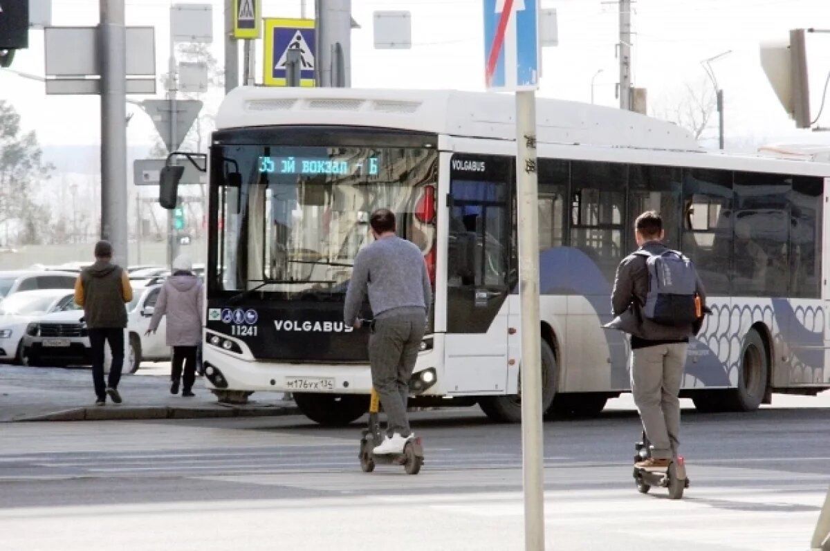    Петербуржец получил 10 суток ареста за пьяную езду на электросамокате