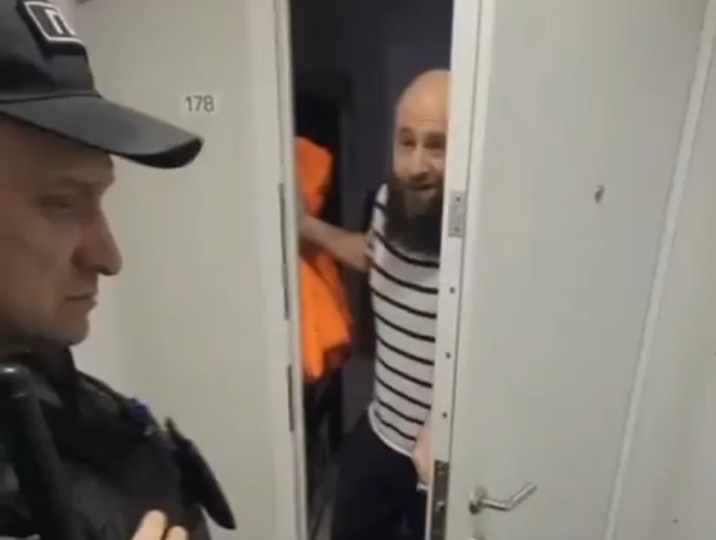 «Это Москва, брат, тут я главный!»: мигрант указал русскому на окно. Полицейский достал блокнотик