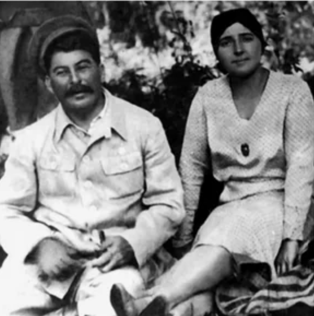 Сталин с Надеждой