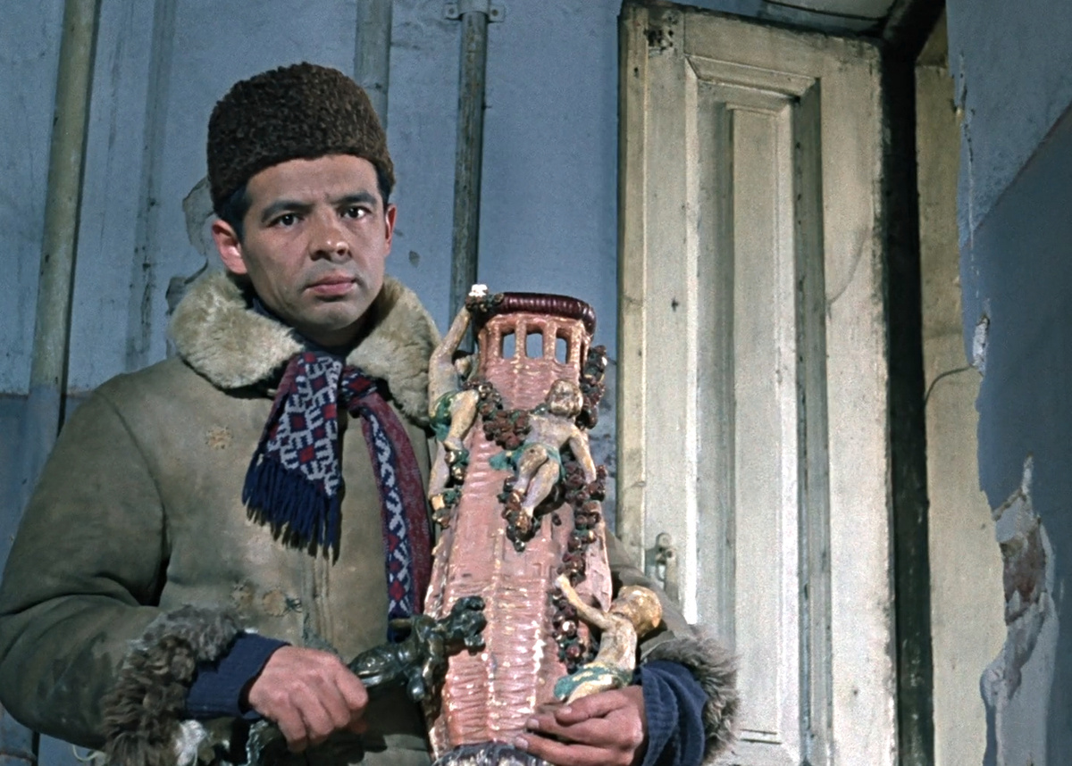 Кадр из кинофильма "Джентльмены удачи", 1971 г., режиссер Александр Серый, сценаристы Виктория Токарева, Георгий Данелия, композитор Геннадий Гладков (скриншот)