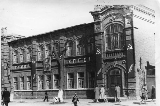 Фото с Яндекса  Гимназия