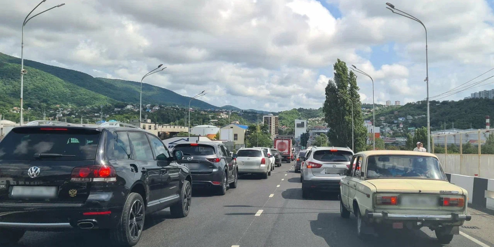 Пробки по дороге на море. Взято из открытых источников.