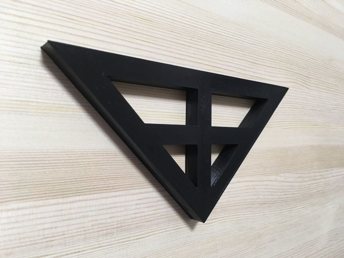 символ Морока ( можно приобрести на маркетплейсе) зачем и кому он нужен остаётся только догадываться, может владельцам ОНЛАЙН-КАЗИНО ?