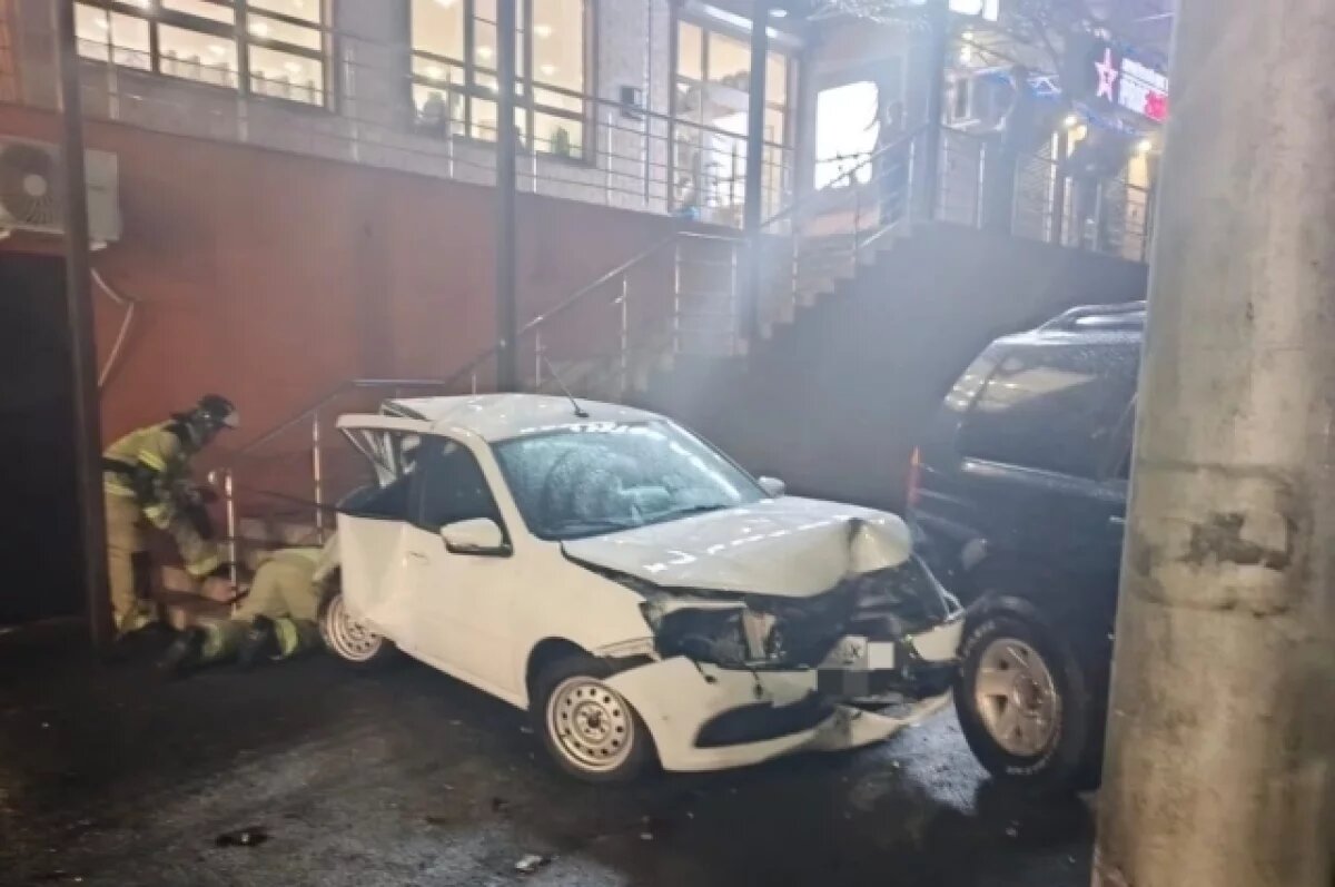    Пьяный водитель BMW устроил массовое ДТП во Владикавказе