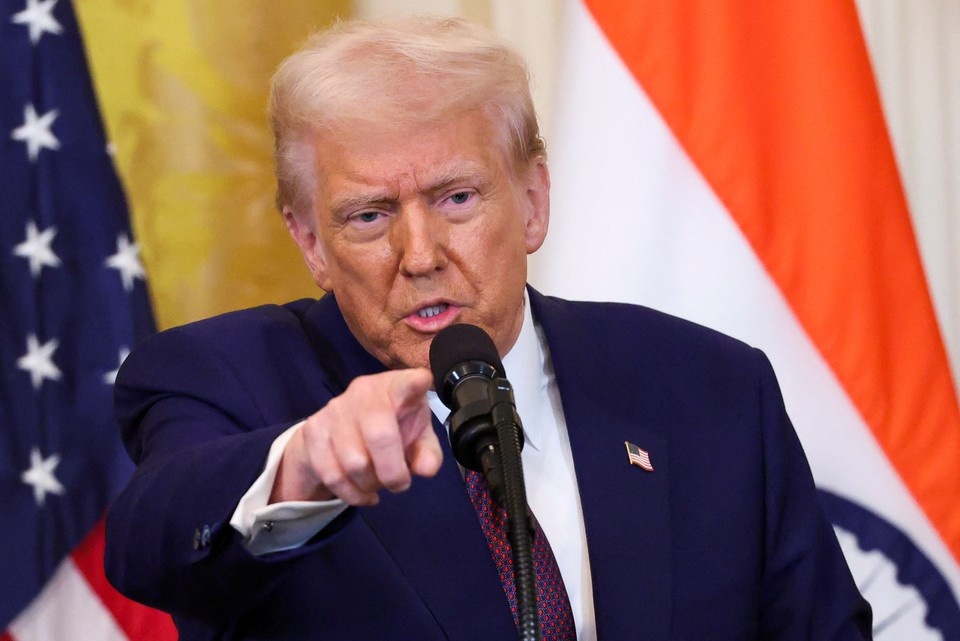    Трамп уговаривает ЕС ввести огромные пошлины для Китая и Индии. REUTERS