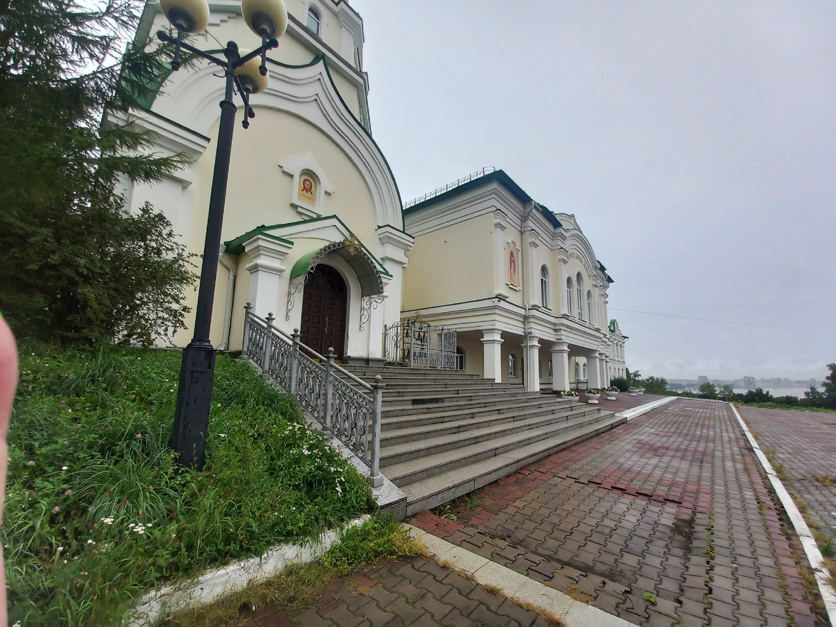 Здание духовной семинарии в Хабаровске