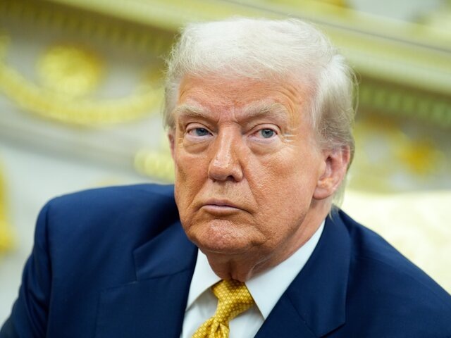    Фото: ТАСС/EPA/POOL/YURI GRIPAS