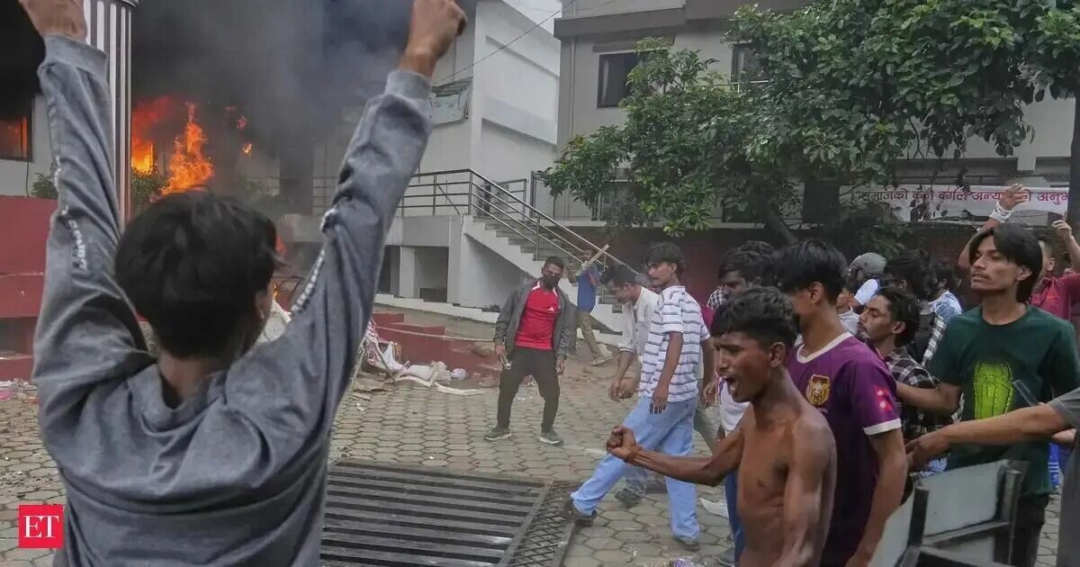 Непал 2025: «Революция поколения Z» и молниеносные смены власти в мире. Фото: economictimes.indiatimes.com