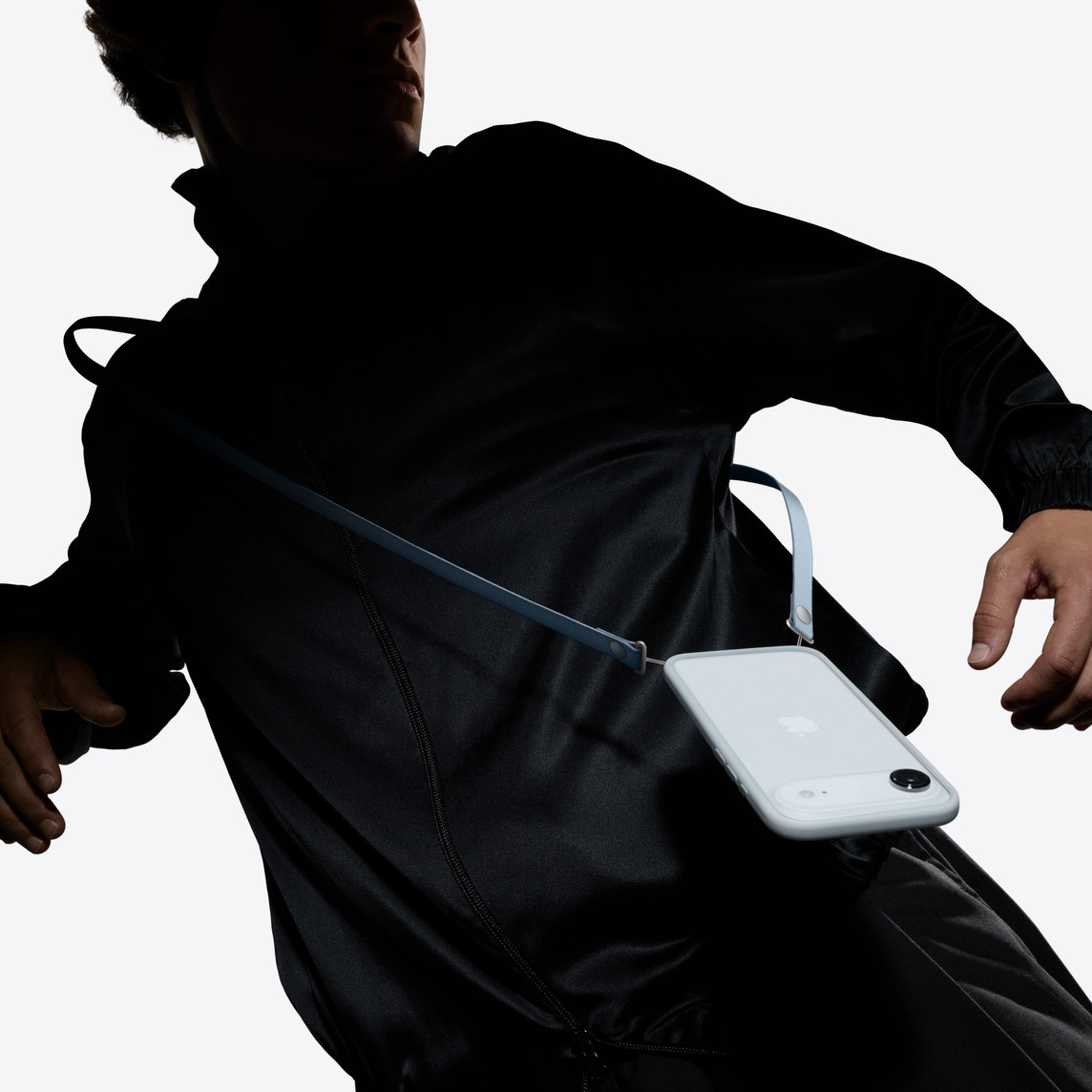    Ремешок Apple Crossbody Strap для iPhone 17 оценили в $59