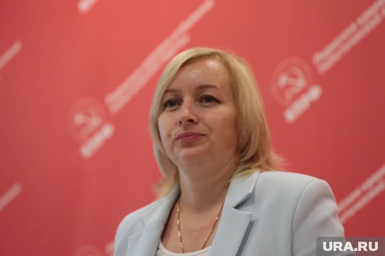 Ксения Айтакова второй раз за пять лет идет на выборы губернатора в качестве кандидата. Фото: Максим Кимерлинг © URA.RU