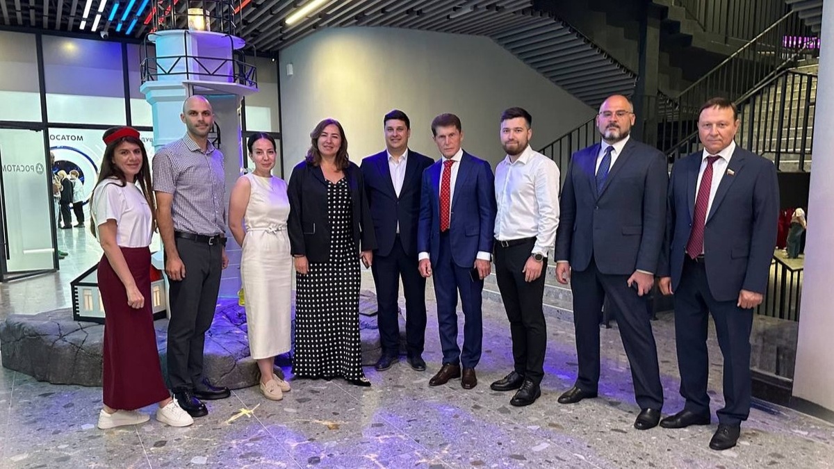    Югорчане побывали на открытии филиала Национального центра «Россия» во Владивостоке