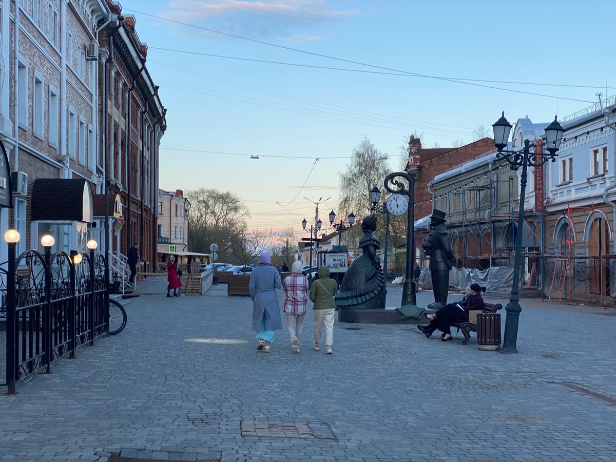    Пора доставать теплые куртки: синоптики рассказали, сколько еще продержится бабье лето