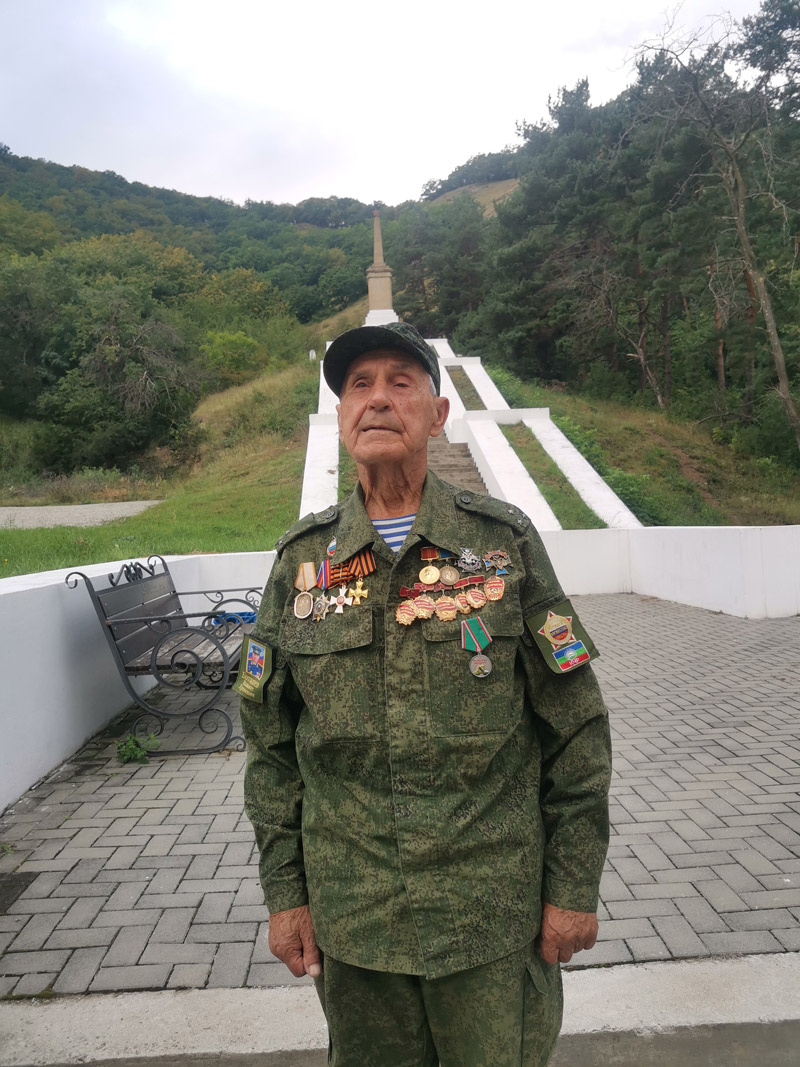 Иван Жовнер: не стареют душой ветераны. Фото автора.
