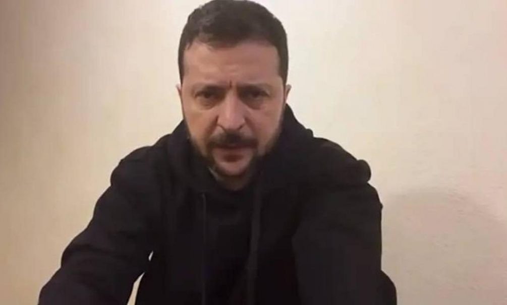   Зеленский в бункере. Иллюстрация: стоп-кадр видео.