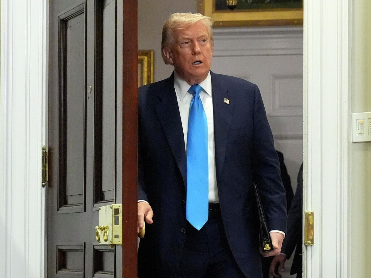    Президент США Дональд Трамп© AP Photo / Mark Schiefelbein