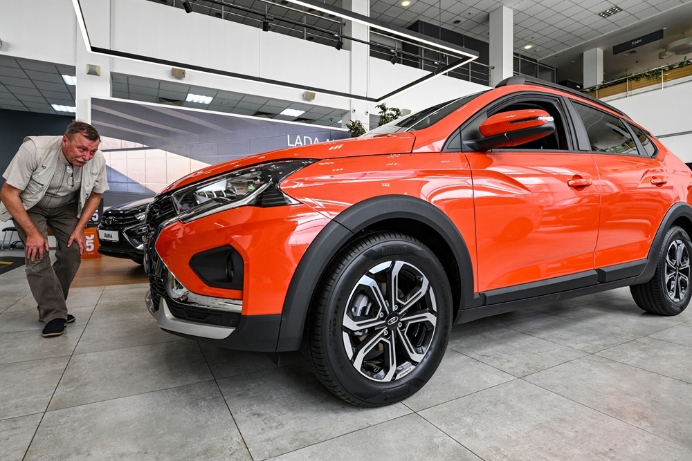    Очень понравилась подвеска - новая Lada отлично справляется со всеми неровностями дорожного покрытия. / РИА Новости