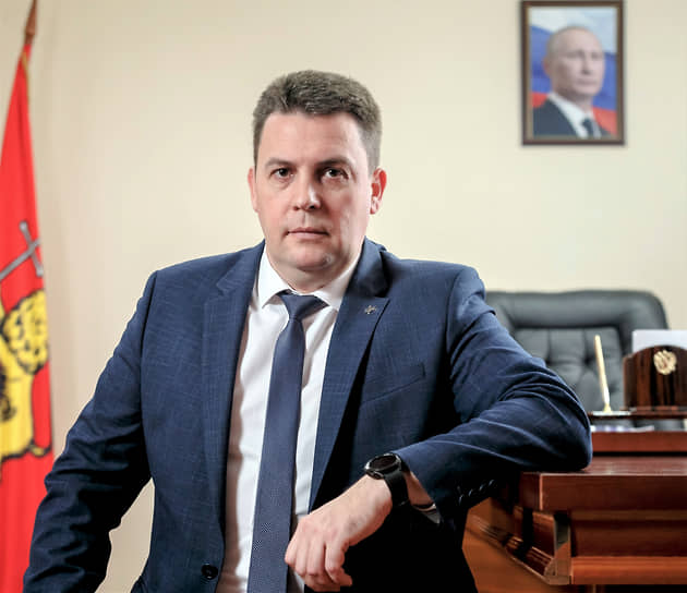 Наумов Дмитрий Викторович -  российский политический деятель. Глава города Владимир с 16 ноября 2022 года по 28 августа 2025. 27 августа 2025 года Дмитрий Наумов был задержан по подозрению в мошенничестве в особо крупном размере!