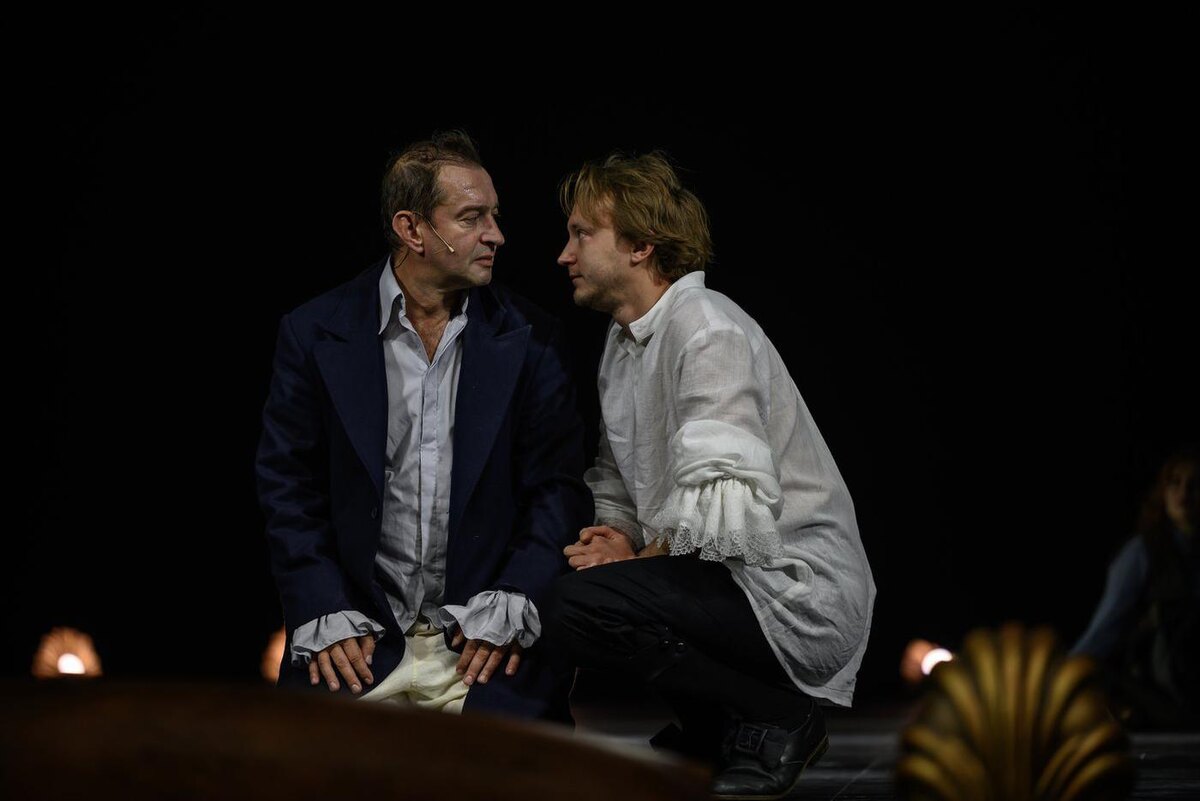 Драма отцов и детей в "Кабале святош" тоже есть. Пресс-служба МХТ имени А.П.Чехова 